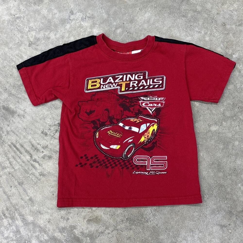 Vtg Y2K Disney Pixar Cars Shirt Boys 5/6 Red Lightning McQueen Blazing Trails